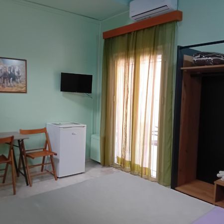 Valta'S Room 3 Palairos Exterior photo