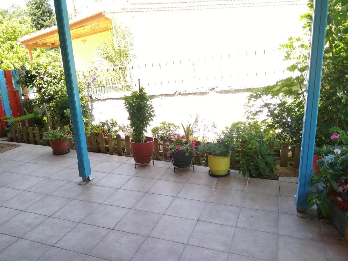 Valta'S Room 3 Palairos Exterior photo